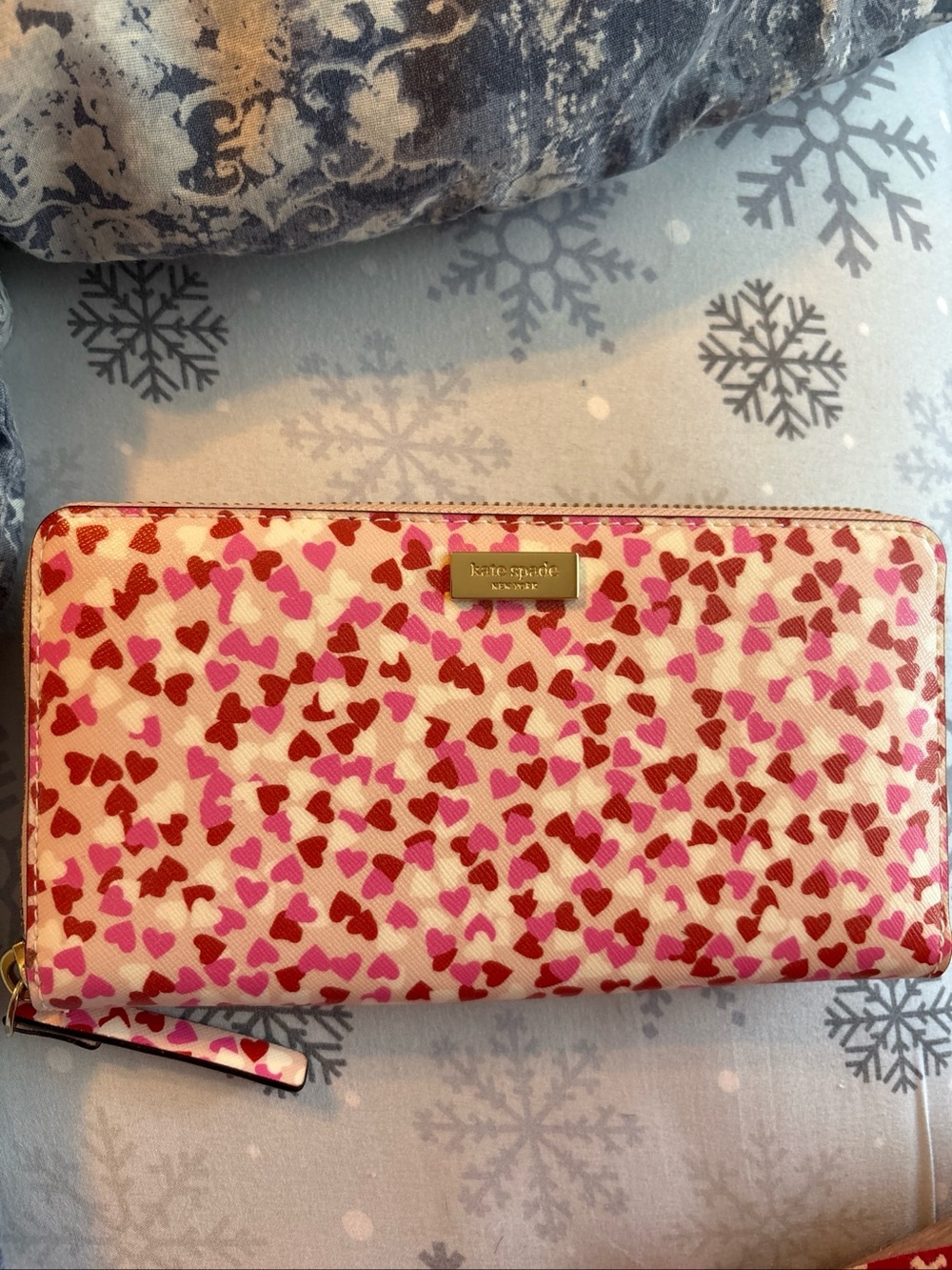 Kate Spade New York Pink, Red and White Heart Zip Around Wallet